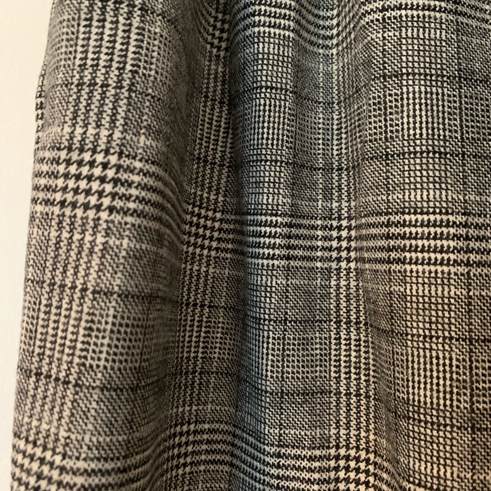 NWT H&M houndstooth plaid thick pants size 2 - Picture 3 of 5